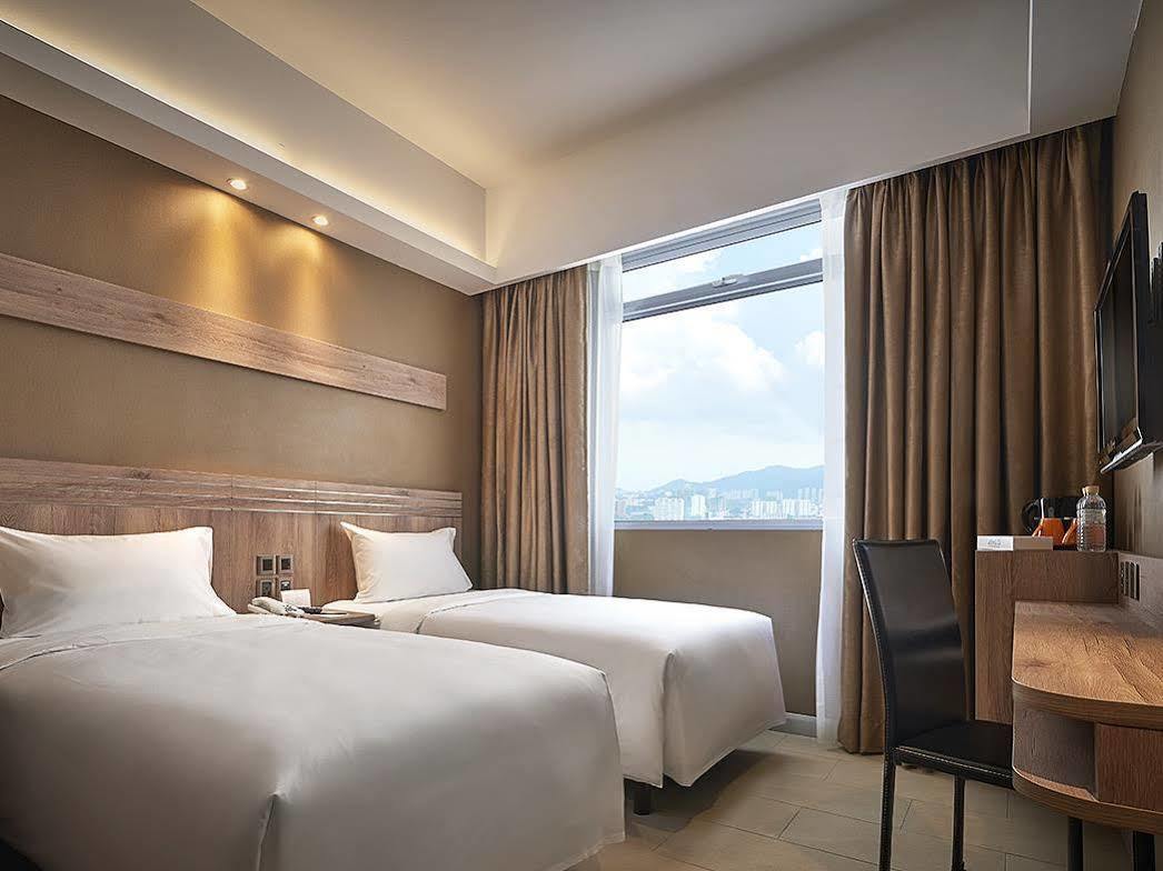 Отель Cititel Express Penang Джорджтаун Экстерьер фото