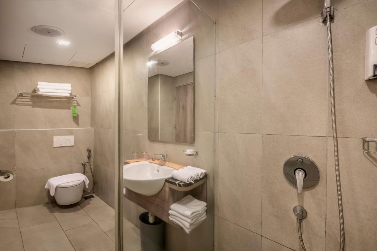Отель Cititel Express Penang Джорджтаун Экстерьер фото